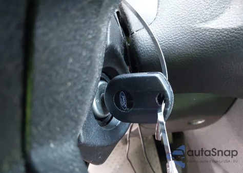 2013 Ford Focus S из США, поврежденный, VIN 1FADP3E24DL226481